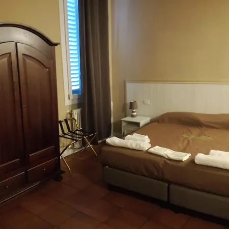 Guest house Palace Piazza San Domenico De Luxe- Bedinbolognacentro Bologna